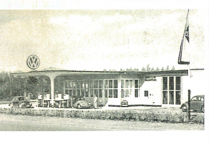 Das Bild zeigt das Autohaus Marquardt früher Das Bild zeigt das Autohaus Marquardt früher