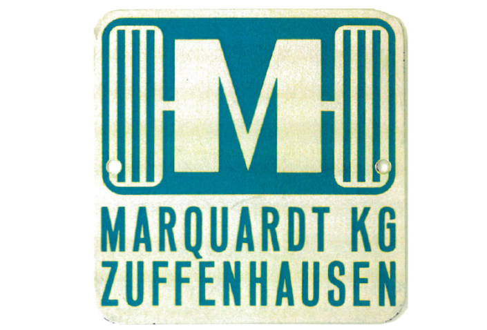 Das Bild zeigt das alte Autohaus Marquardt Logo Das Bild zeigt das alte Autohaus Marquardt Logo